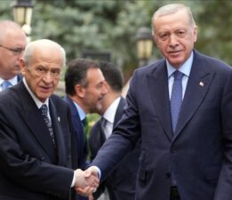 Cumhurbaşkanı Erdoğan, MHP Genel Başkanı Bahçeli’yi ziyaret etti